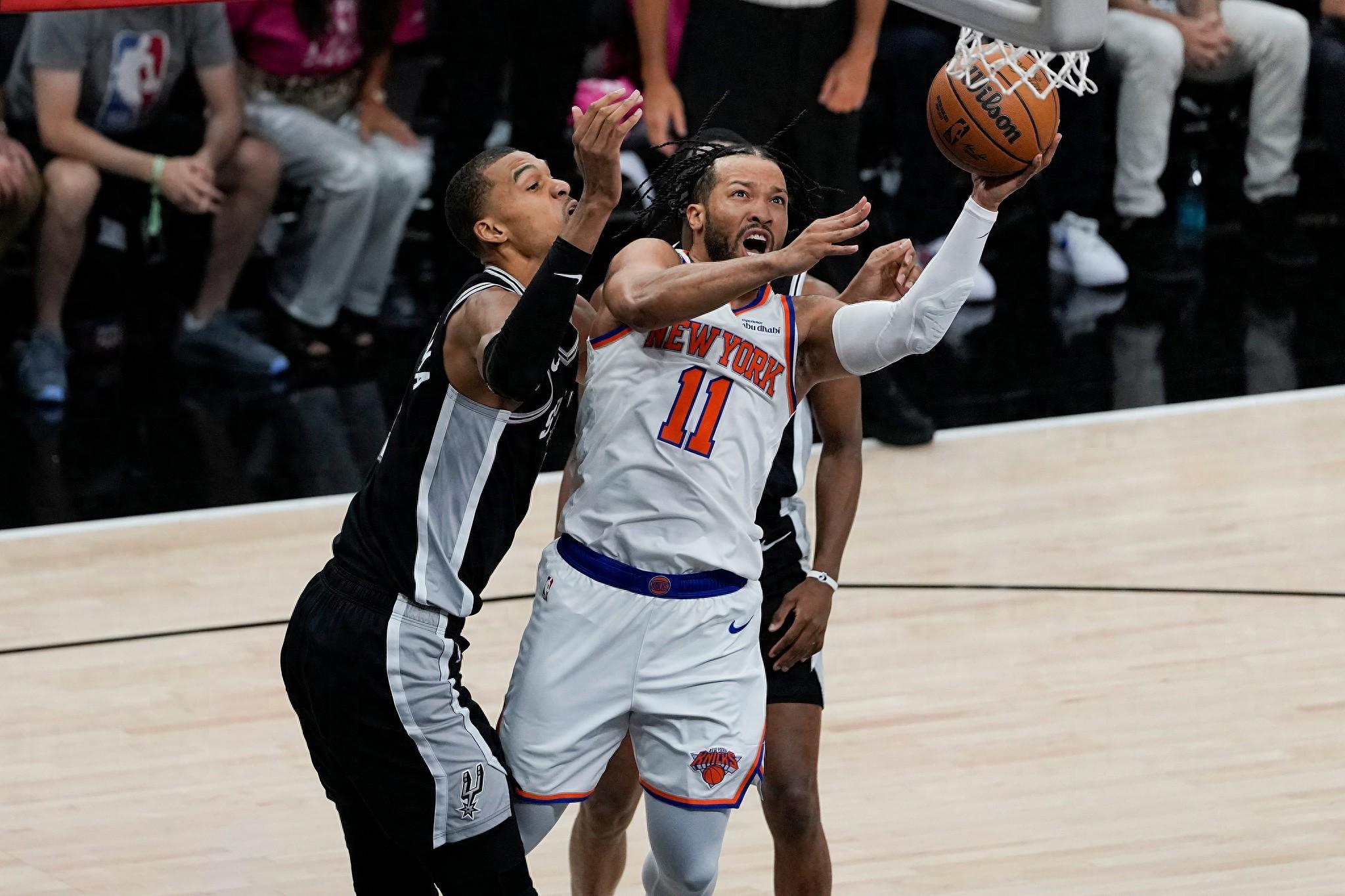 乐鱼体育官方入口-总决赛G1后，NBA冠军概率更新！尼克斯59.7%马刺4大问题亟需调整